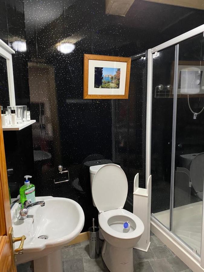 Donegal Lodgings Apt 5 *